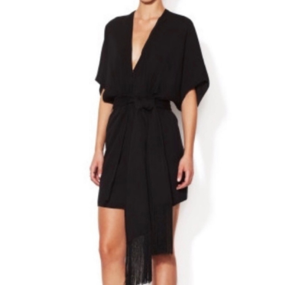 Elizabeth & James - 100% silk black belted kimono dress